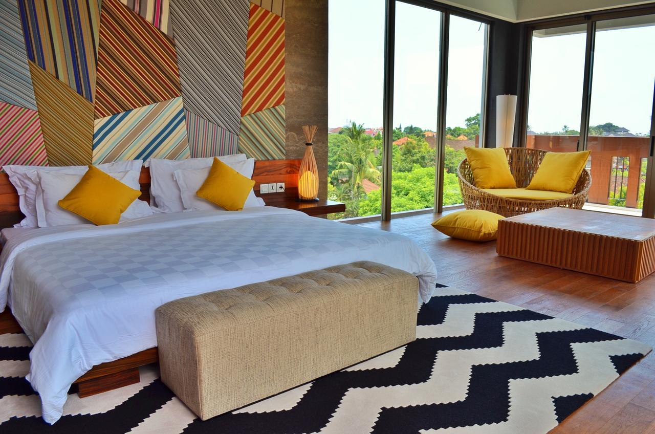Ts Suites Seminyak  Exterior photo A bedroom at the hotel